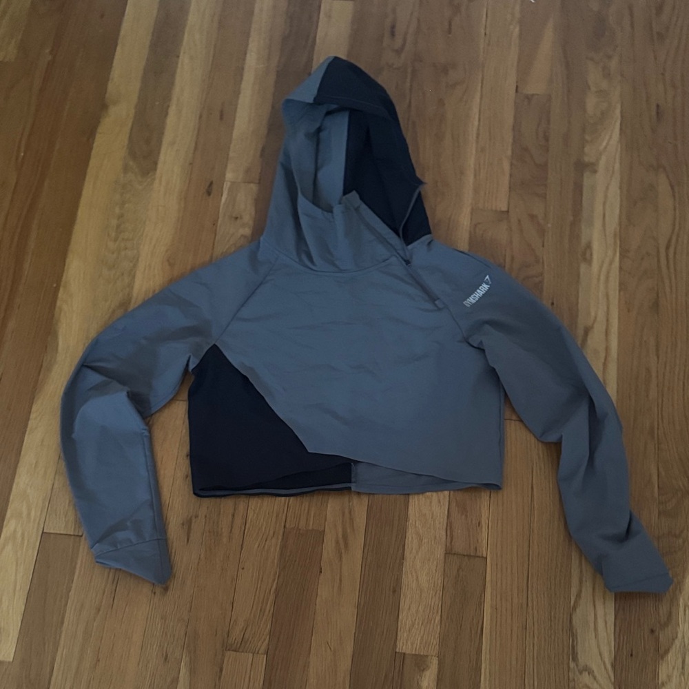 Gym Shark Gray and Black Hooded Crop Wind Breaker